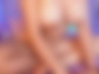emyli_sw's Live Sex Cam Show