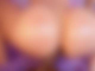 emyli_sw's Live Sex Cam Show