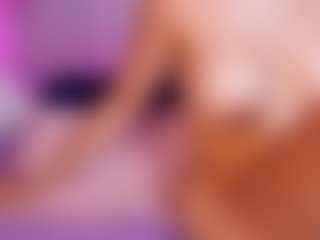emyli_sw's Live Sex Cam Show