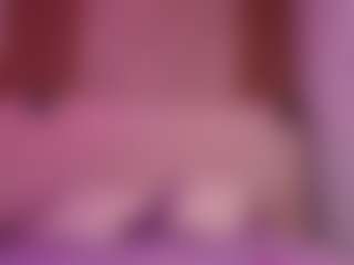 Live cam show with emyli_sw - BBW on SxyPornLive