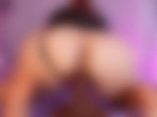emyli_sw's Live Sex Cam Show