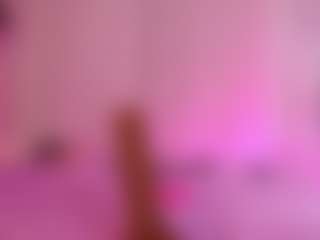 emyli_sw's Live Sex Cam Show