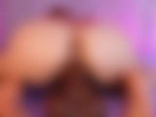 emyli_sw's Live Sex Cam Show