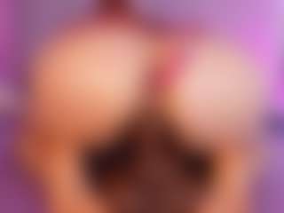 emyli_sw's Live Sex Cam Show