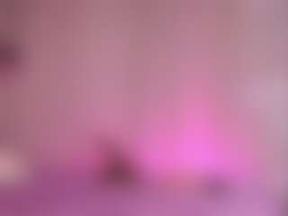 emyli_sw's Live Sex Cam Show