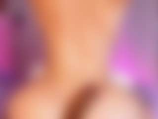 emyli_sw's Live Sex Cam Show