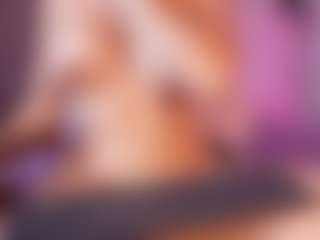 emyli_sw's Live Sex Cam Show