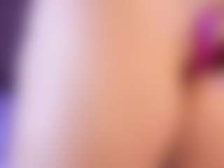 emyli_sw's Live Sex Cam Show