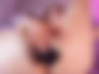 emyli_sw's Live Sex Cam Show