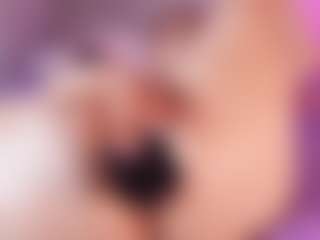 emyli_sw's Live Sex Cam Show