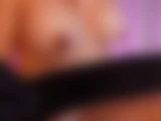 emyli_sw's Live Sex Cam Show