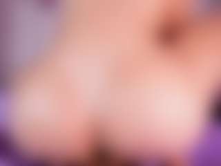 emyli_sw's Live Sex Cam Show