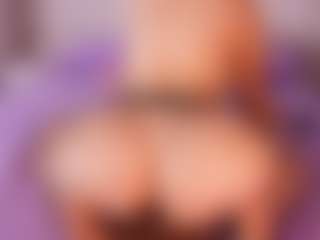 emyli_sw's Live Sex Cam Show