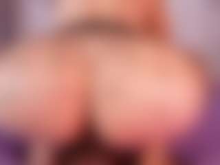 emyli_sw's Live Sex Cam Show