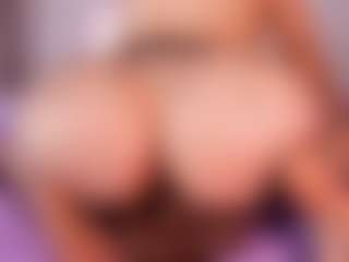 emyli_sw's Live Sex Cam Show