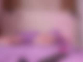 emyli_sw's Live Sex Cam Show