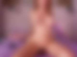emyli_sw's Live Sex Cam Show