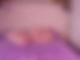 emyli_sw's Live Sex Cam Show