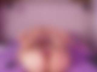 emyli_sw's Live Sex Cam Show