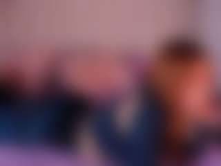 emyli_sw's Live Sex Cam Show