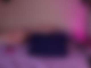 emyli_sw's Live Sex Cam Show
