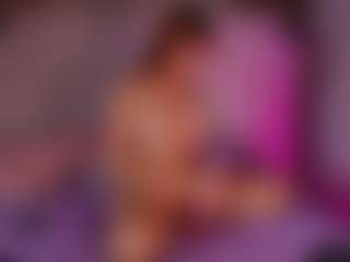 emyli_sw's Live Sex Cam Show