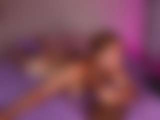 emyli_sw's Live Sex Cam Show