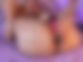 emyli_sw's Live Sex Cam Show