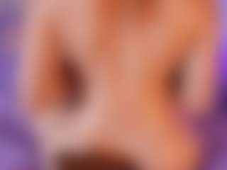 emyli_sw's Live Sex Cam Show