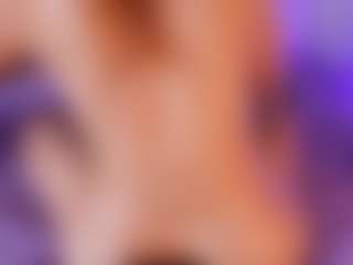 emyli_sw's Live Sex Cam Show