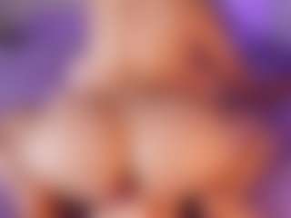 emyli_sw's Live Sex Cam Show
