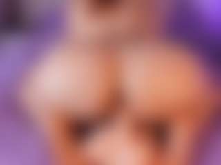 Live cam show with emyli_sw - Red Hair on WildCum