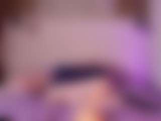 emyli_sw's Live Sex Cam Show