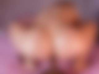 emyli_sw's Live Sex Cam Show