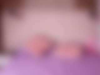 emyli_sw's Live Sex Cam Show