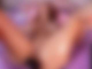 emyli_sw's Live Sex Cam Show