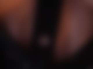 emyli_sw's Live Sex Cam Show