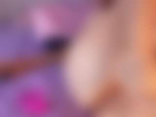 emyli_sw's Live Sex Cam Show