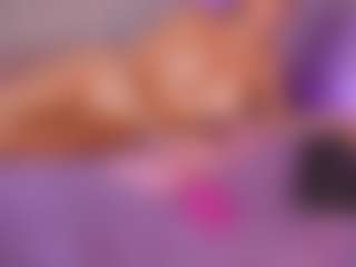 emyli_sw's Live Sex Cam Show
