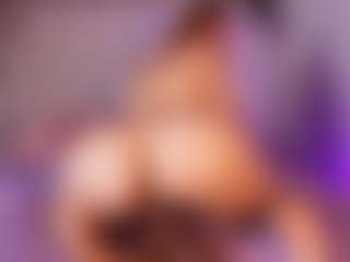 emyli_sw's Live Sex Cam Show
