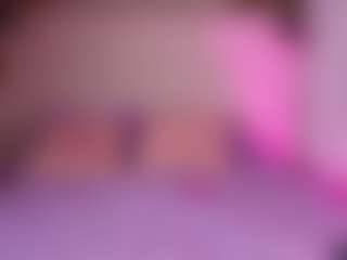 emyli_sw's Live Sex Cam Show