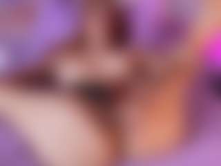 emyli_sw's Live Sex Cam Show