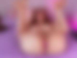emyli_sw's Live Sex Cam Show