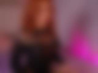 emyli_sw's Live Sex Cam Show