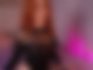 emyli_sw's Live Sex Cam Show