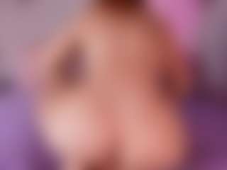 emyli_sw's Live Sex Cam Show