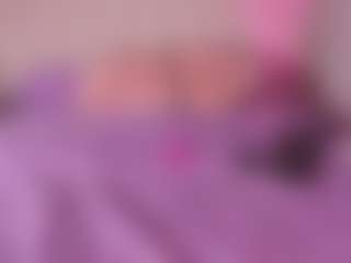 Live cam show with emyli_sw - Spank Lovense on StripNow