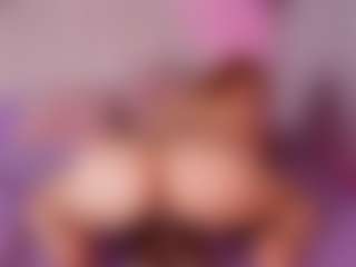 emyli_sw's Live Sex Cam Show
