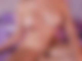 emyli_sw's Live Sex Cam Show
