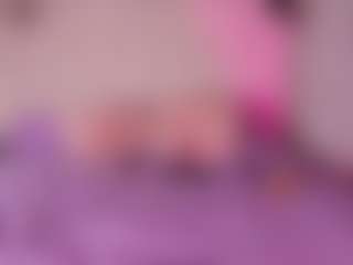 Live cam show with emyli_sw - Spank on Cam Slut